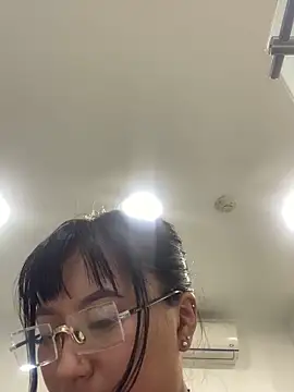 Snapshot of luisa16xxx chatting on January 21, 9:25 pm luisa16xxx online show from January 21, 9:25 pm