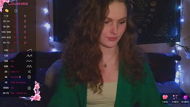 Snapshot of Jenna_Sativa chatting on March 16, 4:45 pm Jenna Sativa online show from March 16, 4:45 pm