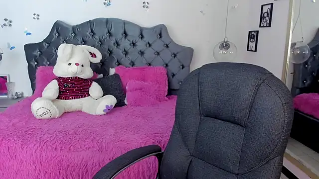  Antonnela  online show from February 27, 1:38 pm