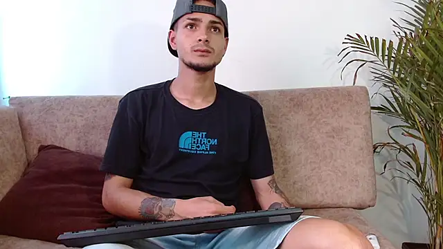 Jeffstyle18 online show from October 22, 7:46 pm