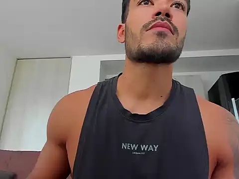 Alexander Martines online show from August 4, 9:28 pm