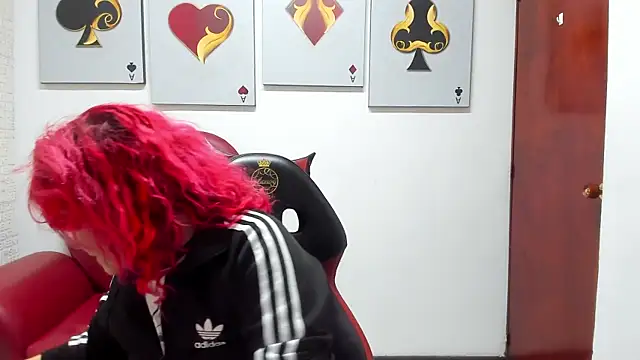 Snapshot of Salomeediaz_ chatting on December 13, 9:09 pm Salomeediaz online show from December 13, 9:09 pm