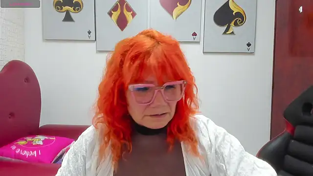 Salomeediaz  online show from June 10, 9:03 pm