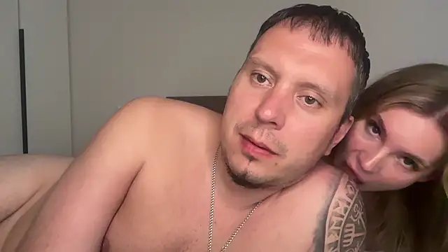 KesandAlex online show from June 12, 1:54 pm