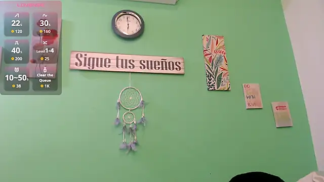 alisontitsmilk19 online show from November 1, 2:24 am