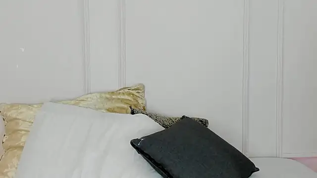 Mariapettit online show from February 18, 11:50 am