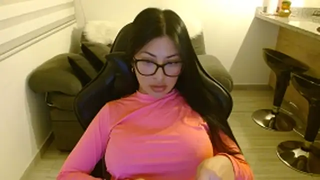 Charlotte cute18 online show from June 19, 11:52 pm