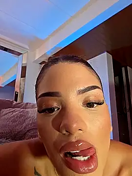 Snapshot of Ameliadickens chatting on November 21, 10:08 pm Ameliadickens online show from November 21, 10:08 pm