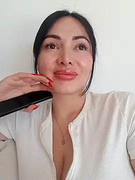 Snapshot of _monicab chatting on January 18, 7:04 pm monicab online show from January 18, 7:04 pm