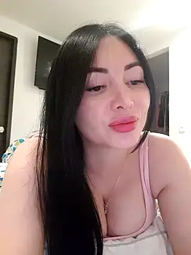 Snapshot of _monicab chatting on January 22, 1:42 am monicab online show from January 22, 1:42 am