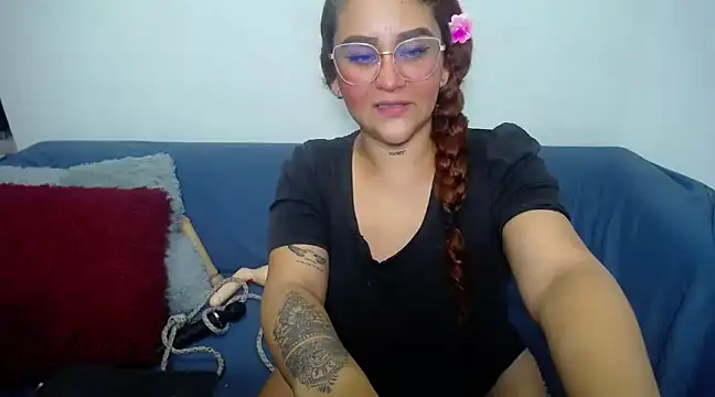 loly bigbooty4u online show from February 14, 5:19 am
