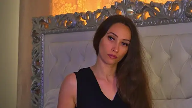 AliceMunro online show from August 1, 3:22 pm