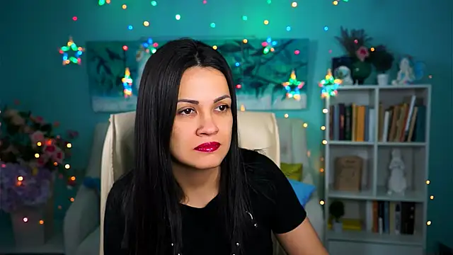 Snapshot of KarolinaRobinson chatting on January 23, 12:09 pm KarolinaRobinson online show from January 23, 12:09 pm