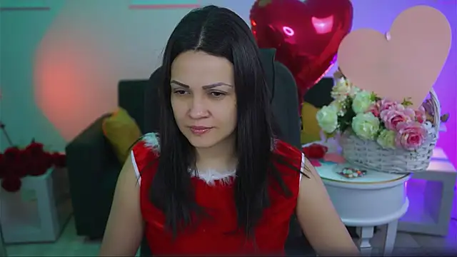 Snapshot of KarolinaRobinson chatting on February 13, 12:11 pm KarolinaRobinson online show from February 13, 12:11 pm