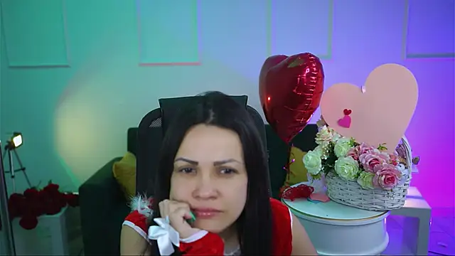 Snapshot of KarolinaRobinson chatting on February 13, 3:14 pm KarolinaRobinson online show from February 13, 3:14 pm