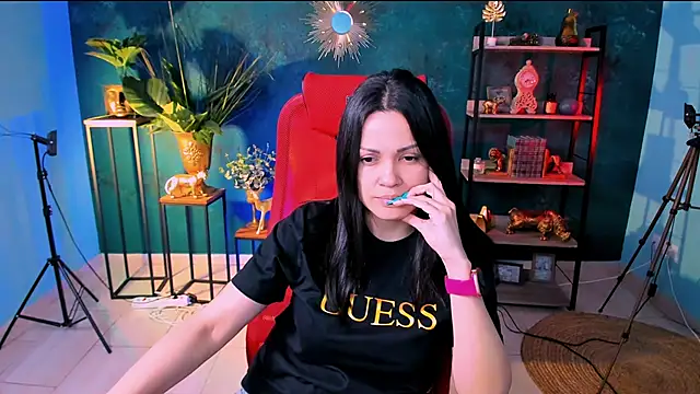 Snapshot of KarolinaRobinson chatting on February 15, 3:17 pm KarolinaRobinson online show from February 15, 3:17 pm