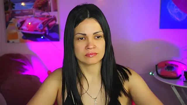 Snapshot of KarolinaRobinson chatting on February 18, 3:10 pm KarolinaRobinson online show from February 18, 3:10 pm