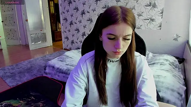 Snapshot of Stacey_Brown chatting on December 25, 11:10 pm Stacey Brown online show from December 25, 11:10 pm