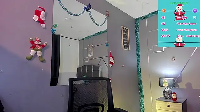 Snapshot of ANDRIUS_24 chatting on December 14, 11:50 am ANDRIUS 24 online show from December 14, 11:50 am