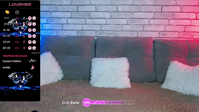 Snapshot of Eva_Evile chatting on October 31, 7:53 am Eva Evile online show from October 31, 7:53 am