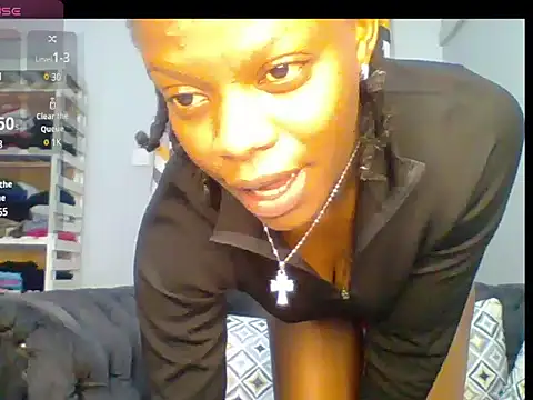 Snapshot of Petite_254 chatting on February 3, 1:09 am Petite 254 online show from February 3, 1:09 am