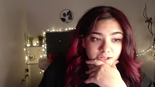 Snapshot of KathyGonzalez chatting on January 13, 10:14 am KathyGonzalez online show from January 13, 10:14 am