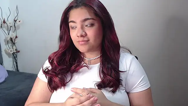 Snapshot of KathyGonzalez chatting on February 15, 8:54 pm KathyGonzalez online show from February 15, 8:54 pm