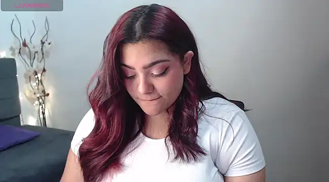 Snapshot of KathyGonzalez chatting on February 18, 1:33 pm KathyGonzalez online show from February 18, 1:33 pm