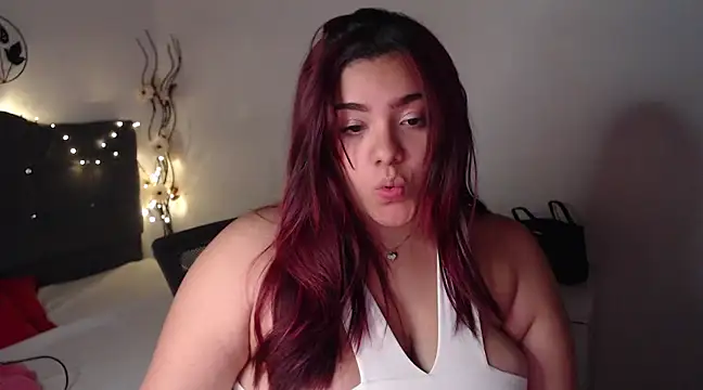 Snapshot of KathyGonzalez chatting on March 8, 9:51 pm KathyGonzalez online show from March 8, 9:51 pm
