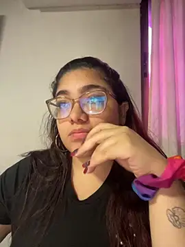 Snapshot of KathyGonzalez chatting on September 19, 11:33 am KathyGonzalez online show from September 19, 11:33 am