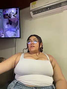 Snapshot of KathyGonzalez chatting on September 25, 7:50 pm KathyGonzalez online show from September 25, 7:50 pm