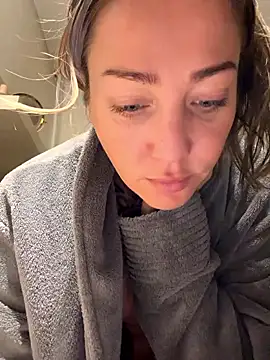 ElenaHaze online show from January 24, 7:30 am