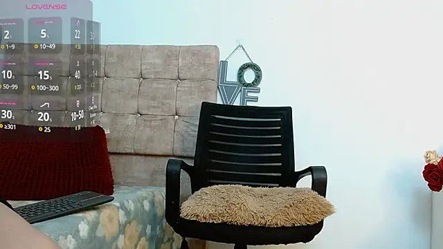 luisa curli online show from September 20, 4:02 am