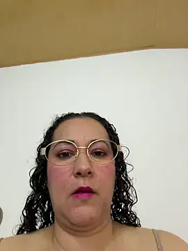 luisa curli online show from June 12, 6:56 am