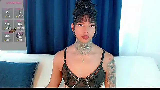 Snapshot of laura_sweett120 chatting on September 19, 4:29 pm laura sweett120 online show from September 19, 4:29 pm