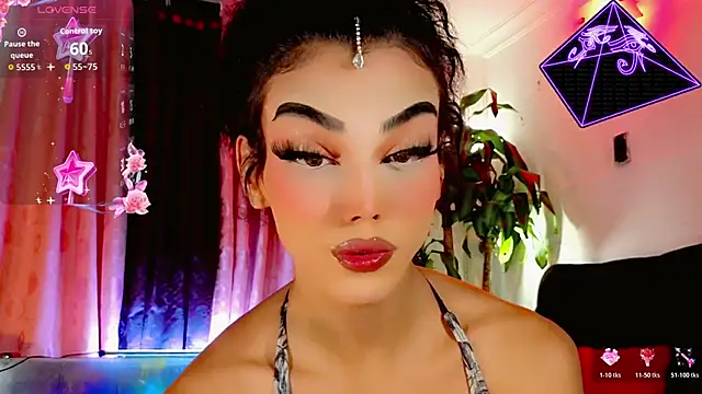 the-horus-girl online show from April 29, 3:43 am