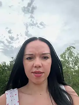 Snapshot of Vanesskaa chatting on June 22, 4:59 pm Vanesskaa online show from June 22, 4:59 pm