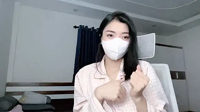 Snapshot of Linda_2k chatting on November 10, 3:11 pm Linda 2k online show from November 10, 3:11 pm