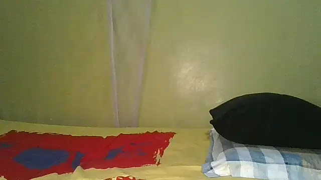 Snapshot of slim_girl02 chatting on June 13, 5:11 pm slim girl02 online show from June 13, 5:11 pm