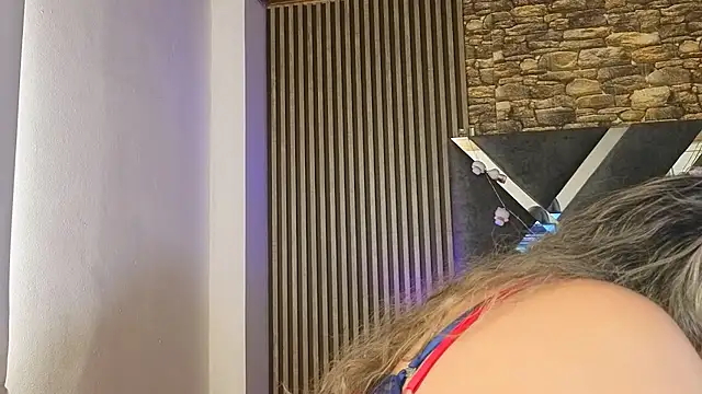 marie hss online show from July 10, 6:10 pm