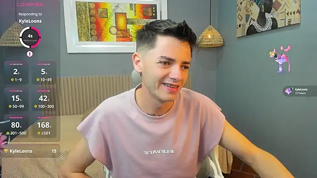 Snapshot of tossetrech chatting on September 12, 2:44 am tossetrech online show from September 12, 2:44 am