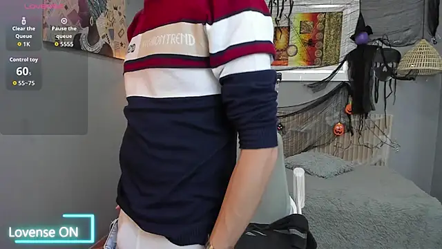 Snapshot of tossetrech chatting on October 22, 3:07 am tossetrech online show from October 22, 3:07 am