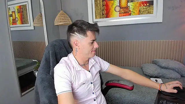 Snapshot of tossetrech chatting on November 26, 2:56 am tossetrech online show from November 26, 2:56 am