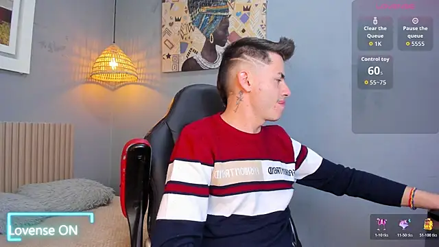 Snapshot of tossetrech chatting on November 28, 2:36 am tossetrech online show from November 28, 2:36 am