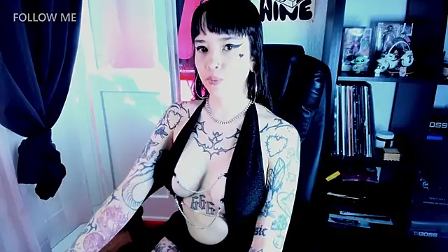 Demongirl6666 online show from June 30, 6:36 am