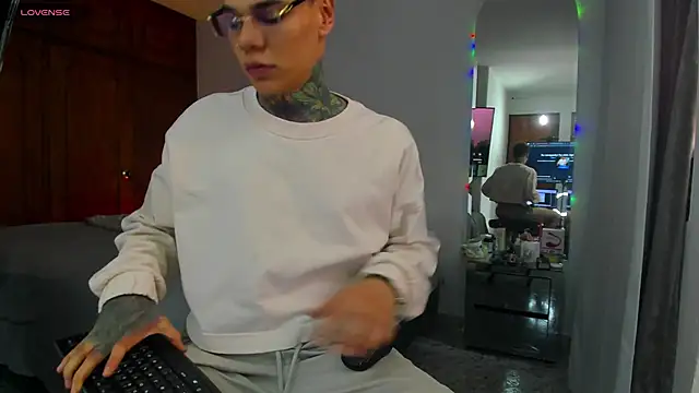 Snapshot of Jordyrodriiguez chatting on February 12, 6:30 pm Jordyrodriiguez online show from February 12, 6:30 pm