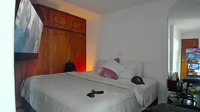 Snapshot of Jordyrodriiguez chatting on February 27, 8:31 pm Jordyrodriiguez online show from February 27, 8:31 pm