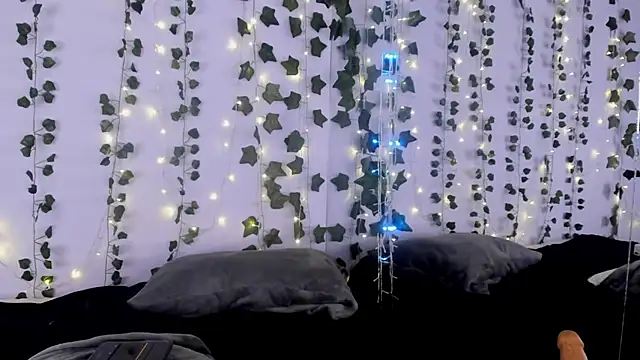 Snapshot of Natasha_Nasty2 chatting on January 24, 8:02 am Natasha Nasty2 online show from January 24, 8:02 am