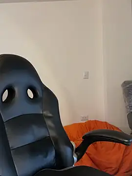 Liissa cute  online show from October 27, 7:18 pm