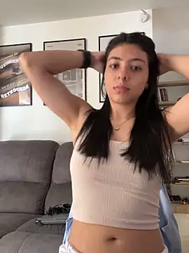 Snapshot of Liissa_cute_ chatting on June 2, 6:21 pm Liissa cute online show from June 2, 6:21 pm